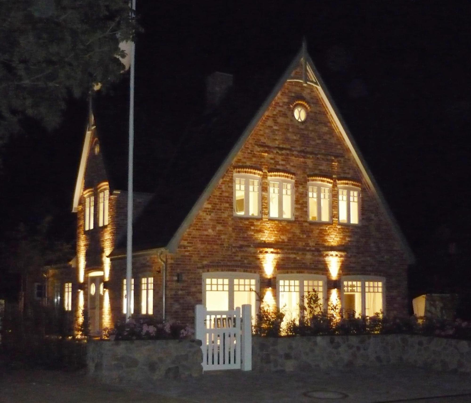 Funkelstern Villa Oldsum Exterior photo